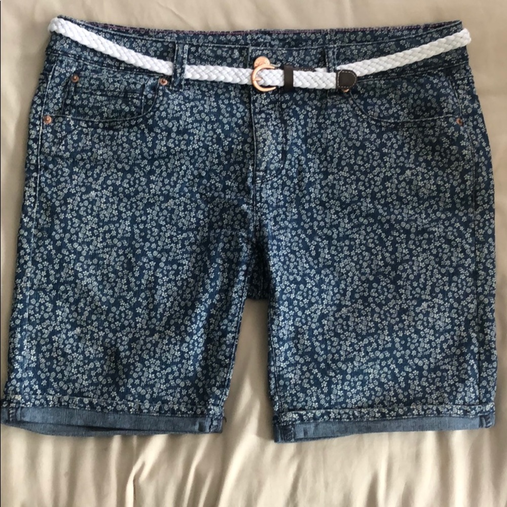 Women’s U.S. Polo Assn. shorts Size 15